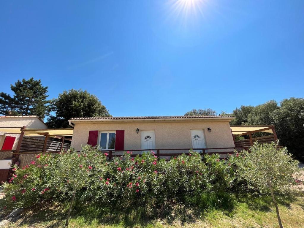 Mont Bouquet Lodge-Residence Hoteliere Brouzet-les-Ales Exterior foto